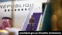 Володимир Зеленски пристигнува во Саудиска Арабија, 19 мај 2023 година