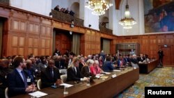 Zasedanje Međunarodnog suda pravde na kojem je donesena odluka po tužbi Južne Afrike da je izraelska vojna operacija u Gazi genocid pod vodstvom države, Hag, 26. januar 2024.