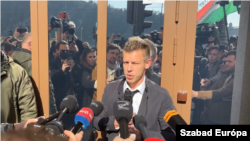 Magyar Péter sajtótájékoztatója a Fővárosi Nyomozó Ügyészség Belgrád rakparti épületénél 2024. március 20-án