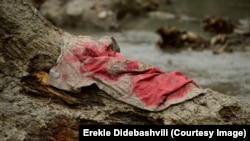 შოვის სიახლოვეს ნაპოვნი მაისური. პოვნის დრო 12 აგვისტო, 14:47 წუთი
