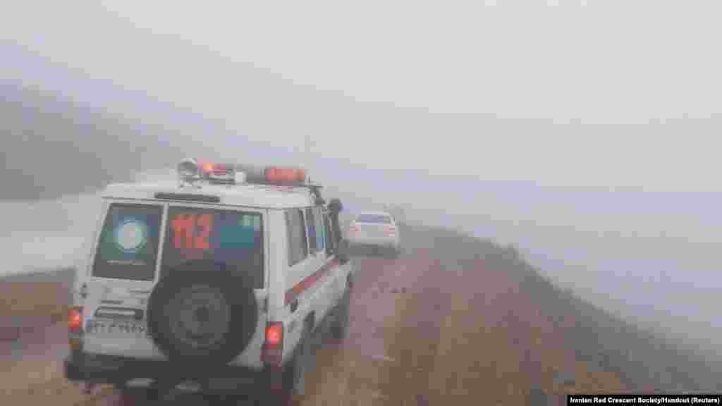 Operacije spašavanja bile su otežane lošim uslovima.