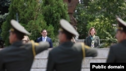 Во воената вежба „Игл партнер 2024“ учествуваат единици на Армијата на САД од Европа и Африка и Националната гарда на Канзас, на 15 јули 2024 година.