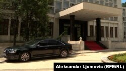 Jedan od dva audija A8 koje je na poklon dobila Služba predsjednika, dok je Milo Đukanović bio predsjednik Crne Gore