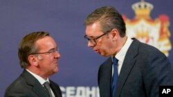 Nemački ministar odbrane Boris Pistorijus izneo je nekoliko očekivanja od Srbije na susretu sa predsednikom Aleksandrom Vučićem koja se tiču istrage o Banjskoj, eventualne secesije bh. entiteta Republika Srpska, sankcija Rusiji i izbora u Srbiji, Beograd, 7. februara 2024.