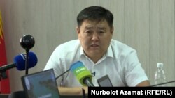 Алмазбек Сокеев.