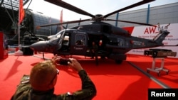 Helikopter Leonardo (fotoarhiv)