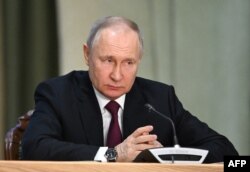 ვლადიმირ პუტინი