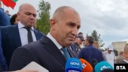 Румен Радев участва в събота в церемонията по честването на 146-годишнината от Шипченската епопея на връх Шипка.