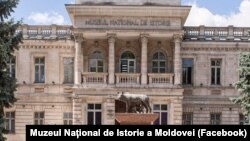 Politicienii pro-europeni sunt așteptați la Muzeul Național de Istorie, duminică, pentru semnarea unui „Pact pentru Europa”.