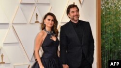 Пенелопе Крус и Хавиер Бардем на 94-тата церемония на наградите "Оскар" в Dolby Theatre в Холивуд, Калифорния, 27 март 2022 г.