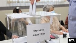 Изборите на 29 октомври бяха проведени изцяло с хартиени бюлетини.