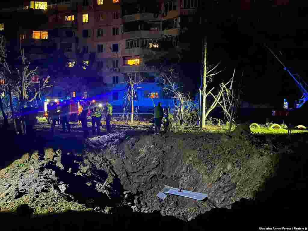 Vatrogasci na mjestu napada, rano ujutro 10. juna 2023.