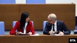 Мария Габриел и Николай Денков