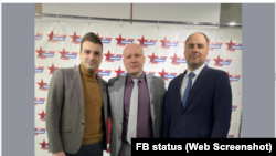 Miloš Radinović, bivši kandidat za ambasadora Crne Gore u Moskvi (lijevo) sa funkcionerima ruske Rodine, februar 2021.