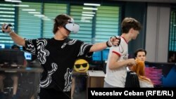 Specialiștii vor putea preda cursuri practice doar la nivelurile de licență.