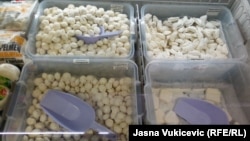 Ruska nacionalna jela u prodavnici ruske hrane, Budva, 14.avgust 2023.