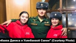 Лилия, Данис и Сания Узянбаевы (слева направо)