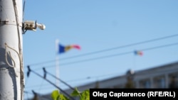 Надзорна камера која го снима седиштето на молдавската влада