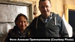 Адвокат Алексей Прянишников и шаман Александр Габышев.