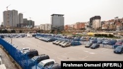 Prostor koji je opština Priština odredila za izgradnju Pozorišta Opere i Baleta. Trenutno služi kao parking.