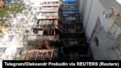 Илустрација - Ракетирана зграда во регионот Херсон