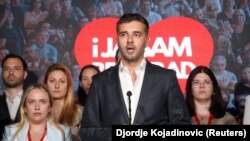 Poziv za napuštanje institucija u Srbiji nakon lokalnih izbora održanih 2. juna 2024. opoziciji je uputio lider Pokreta Kreni-pokreni Savo Manojlović. 