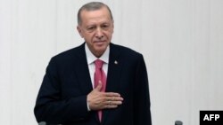 Реджеп Тайип Ердоган по време на клетвата си.