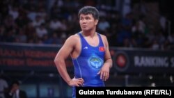 Эрназар Акматалиев.