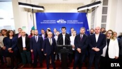 Депутатите от коалицията ПП-ДБ отказаха да влязат в пленарната зала, 23 юни 2023 г.