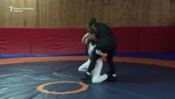 Дискриминирани затоа што се девојки - борачките Бојана и Олгица победија во правна битка