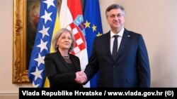 Predsjedateljica Vijeća ministara BiH Borjana Krišto ocijenila je da postoje otvorena pitanja između dvije države, ali da ona nisu sporna, Zagreb, 16. veljače 2023.