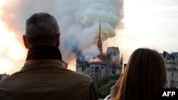 Ziua neagră a Parisului: la 15 aprilie 2019, un incendiu colosal a distrus parțial una din cele mai cunoscute biserici din lume, Notre Dame.