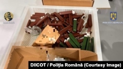 28 de firme din România au fost descoperite că vindeau tinerilor țigarete electronice de tip „vape” ce conțin substanțe psihoactive sintetice (etnobotanice).