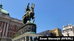 Centar Beograda, spomenik Knezu Mihailu (foto arhiv)