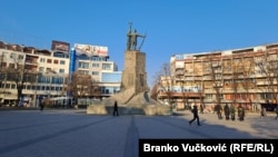 Na seizmičkoj karti Srbije kao najtrusnija područja mapirani su Rudnik, Kopaonik, Kraljevo, Kragujevac, Svilajnac i Lazarevac: Na slici centralni trg u Kraljevu (februar 2023)