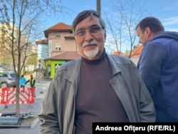 Florin Cluzer s-a urcat în tren și a călătorit jumătate de zi până la Cluj-Napoca, doar ca să cumpere ultimele cutii dintr-un medicament care nu se găsea deloc în Capitală.