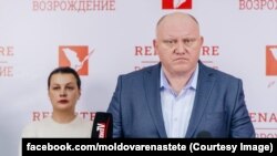 Василий Боля говорит, что начал интересоваться политикой после антикоммунистических протестов в апреле 2009 года.