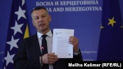 Nenad Nešić na konferenciji za medije u Sarajevo, 12. 10. 2023