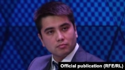 Азамат Буржуев.