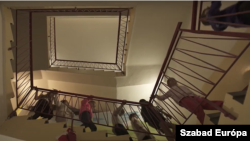 Gyerekek az Aranyhíd Gyermekek Átmeneti Otthonában, Újpesten