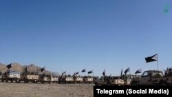 Jaish al-Adl e ka portretizuar veten si mbrojtës të komunitetit suni të baluçëve kundër “shtypjes shiite”.