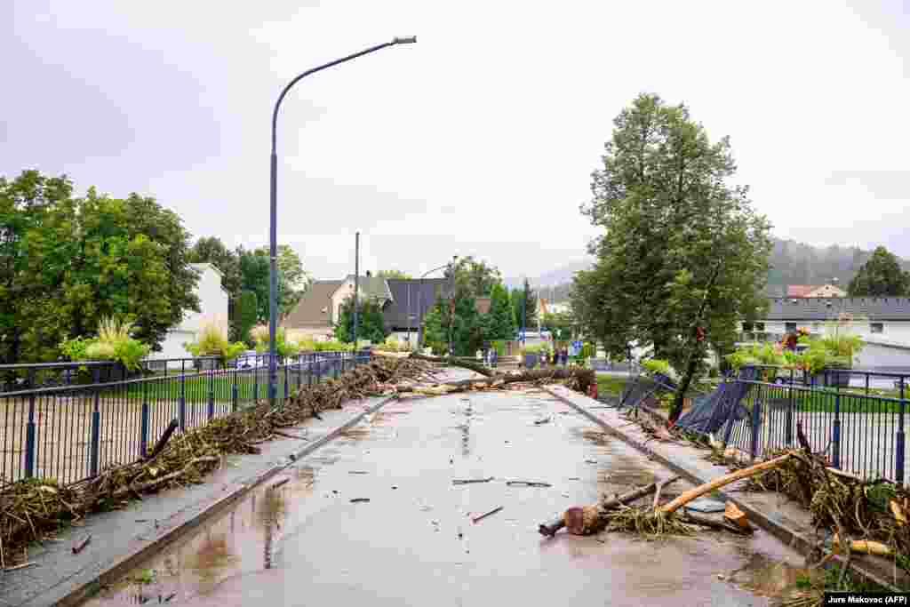 Oštećeni most na rijeci Sori u Medvodama, 4. avgust 2023.