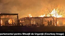 Incendiul de la pensiunea Ferma Dacilor a izbucnit în zorii zilei de 26 decembrie 2023. 