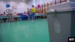 Urna az európai parlamenti választáson a főváros VII. kerületében 2019. május 26-án