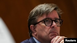 Ndihmëssekretari i Shtetit për Çështje Evropiane dhe Euroaziatike, James O’Brien.