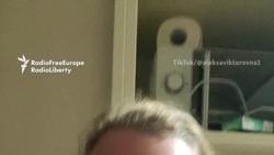 Kitchen Conversation