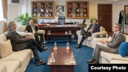 Средба во МНР на министерот Бујар Османи со претставници на бугарската заедница во Македонија