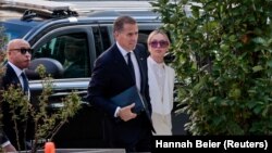 Hunter Biden i njegova supruga Melissa Cohen Biden, dolaze na savezni sud u Wilmingtonu, Delaware, SAD, 7. 6. 2024.