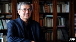 "Пиша, защото искам целият свят да знае какъв живот сме водели и продължаваме да водим в Истанбул, в Турция", казва Орхан Памук в речта си при получаването на Нобеловата награда.