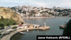 Pogled na Ulcinj iz njegovog Starog grada, 15.decembar 2023.